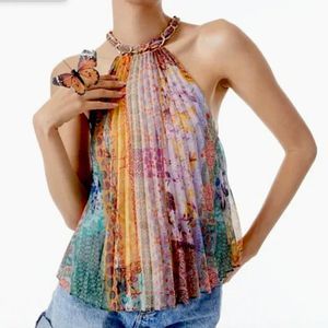 ALICE + OLIVIA Alycia Chain Neck Pleated Top Size L